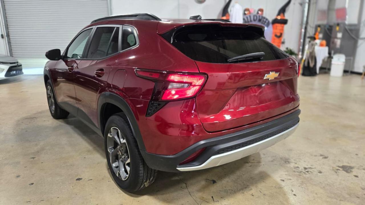 2024 Chevrolet Trax FWD LT