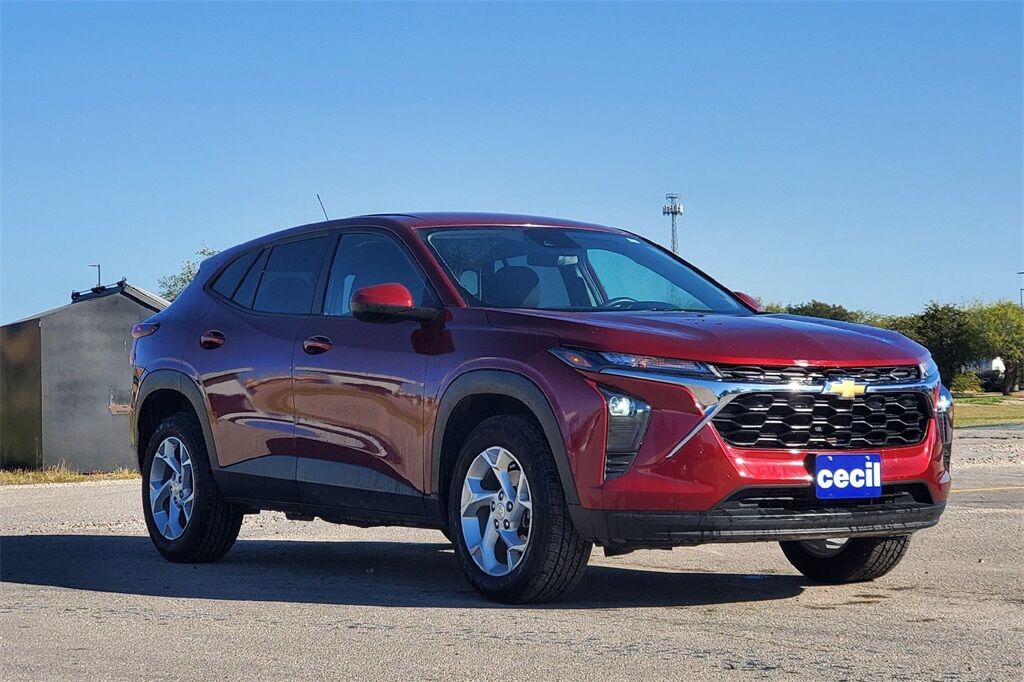 2024 Chevrolet Trax LS