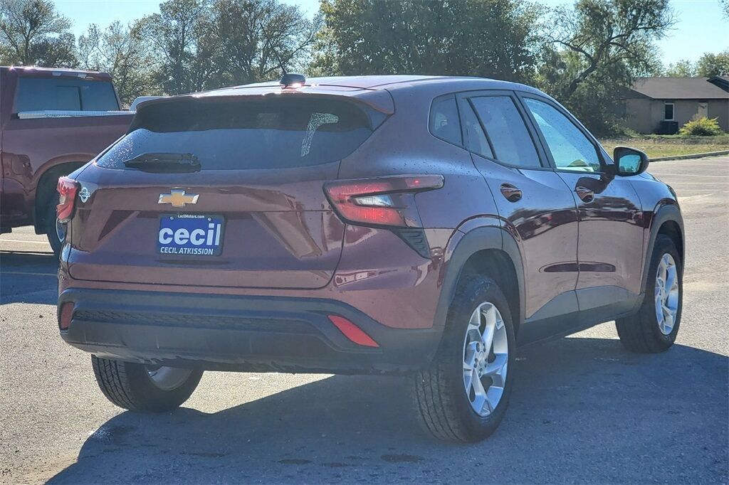 2024 Chevrolet Trax LS Hondo TX