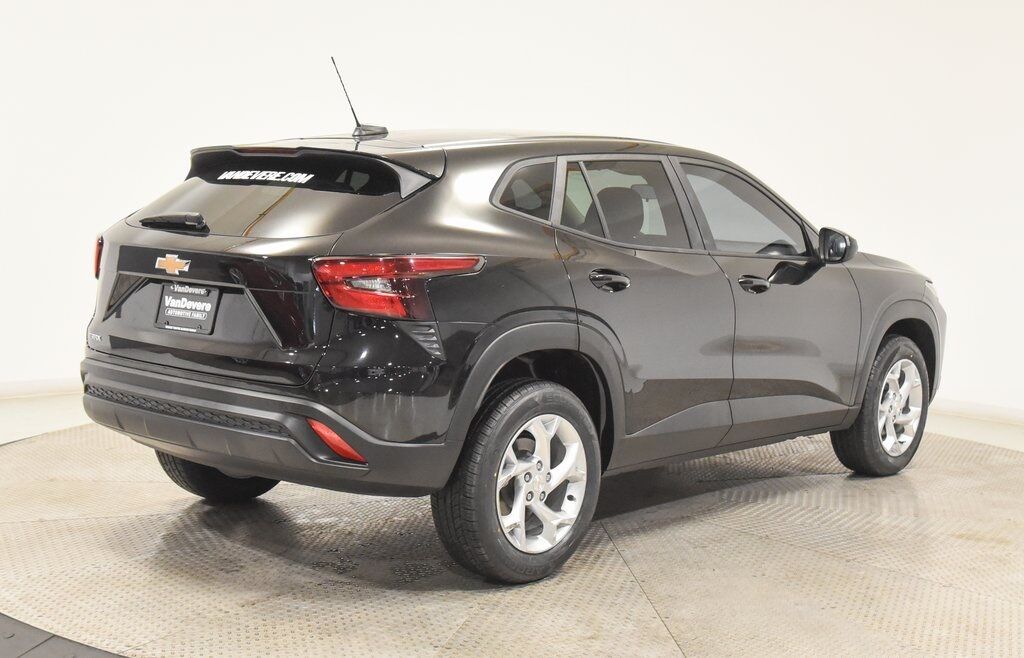 2024 Chevrolet Trax LS Akron