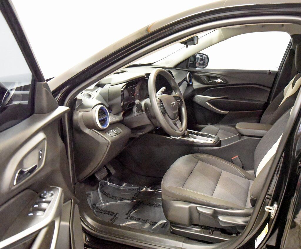 2024 Chevrolet Trax LS Akron