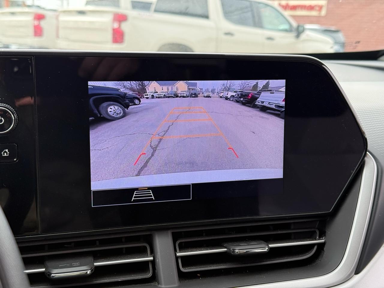 2024 Chevrolet Trax LS Crestwood KY