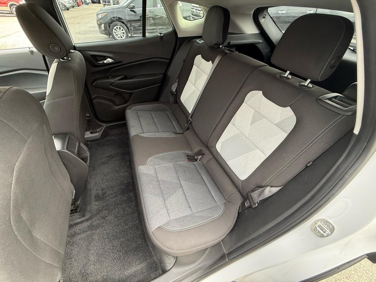 2024 Chevrolet Trax LS Crestwood KY