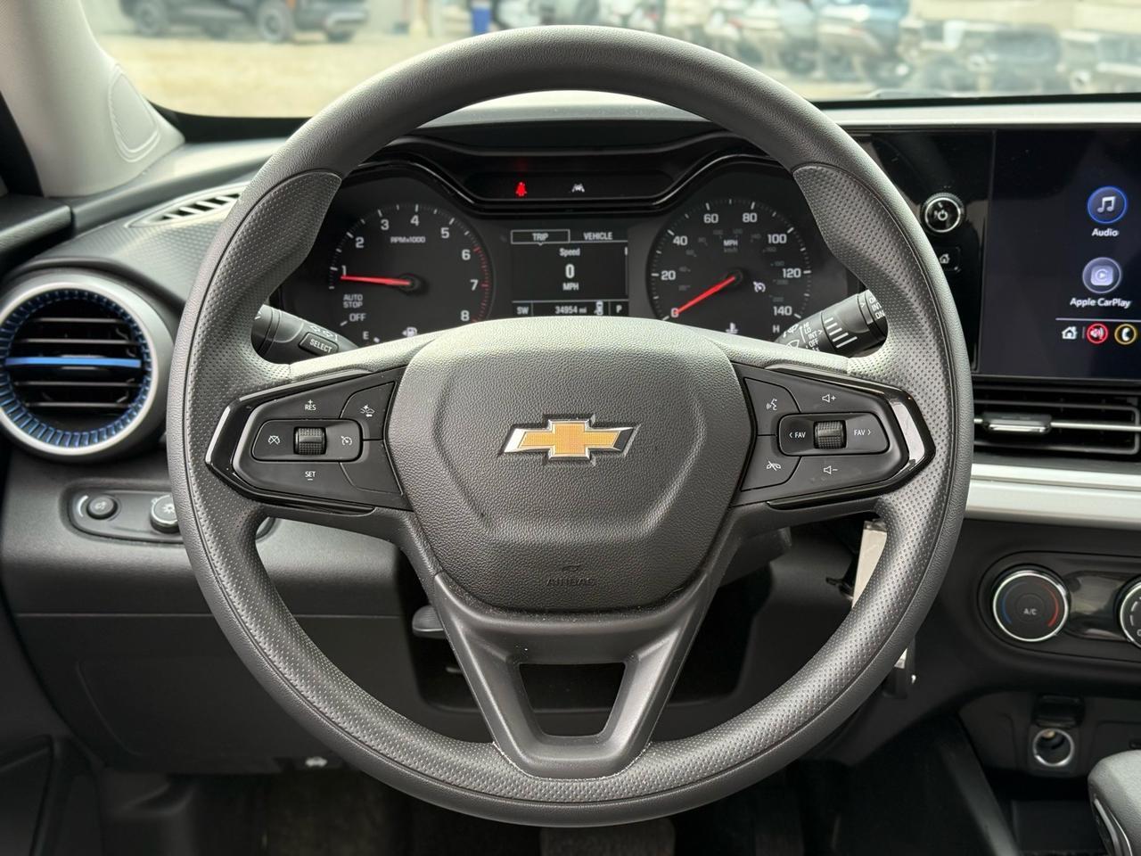 2024 Chevrolet Trax LS Crestwood KY