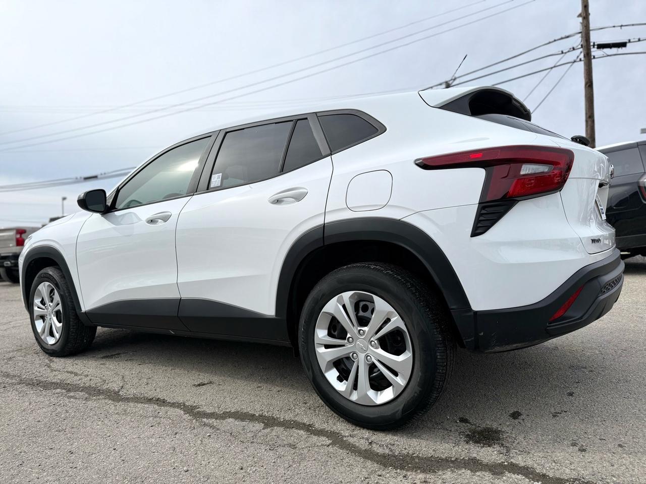 2024 Chevrolet Trax LS Crestwood KY