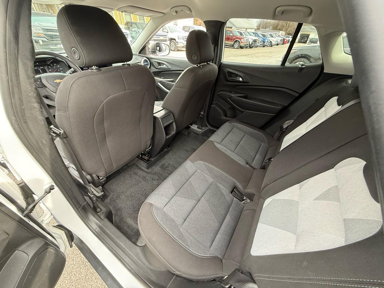 2024 Chevrolet Trax LS Crestwood KY