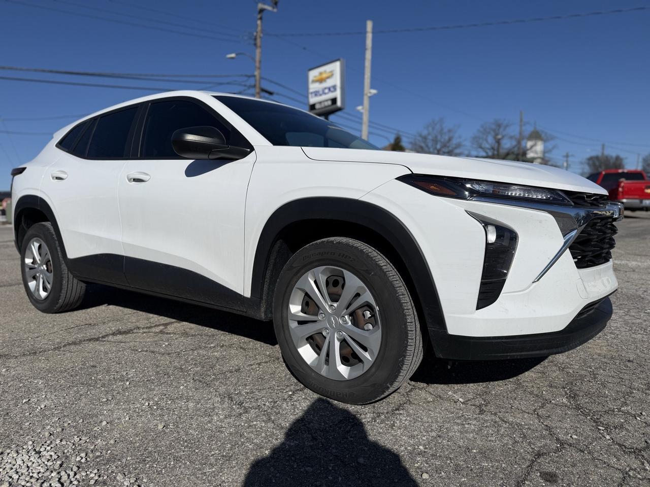 2024 Chevrolet Trax LS Crestwood KY