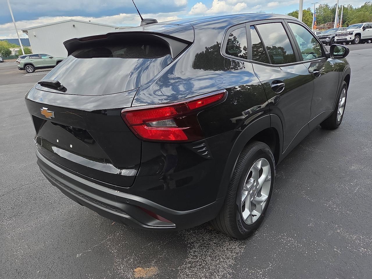 2024 Chevrolet Trax LS Hamburg PA