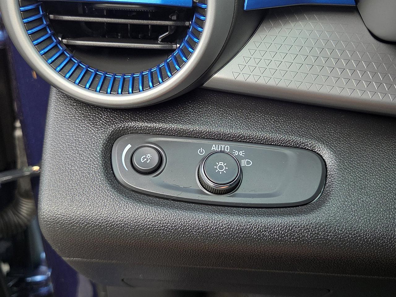 2024 Chevrolet Trax LS Hamburg PA