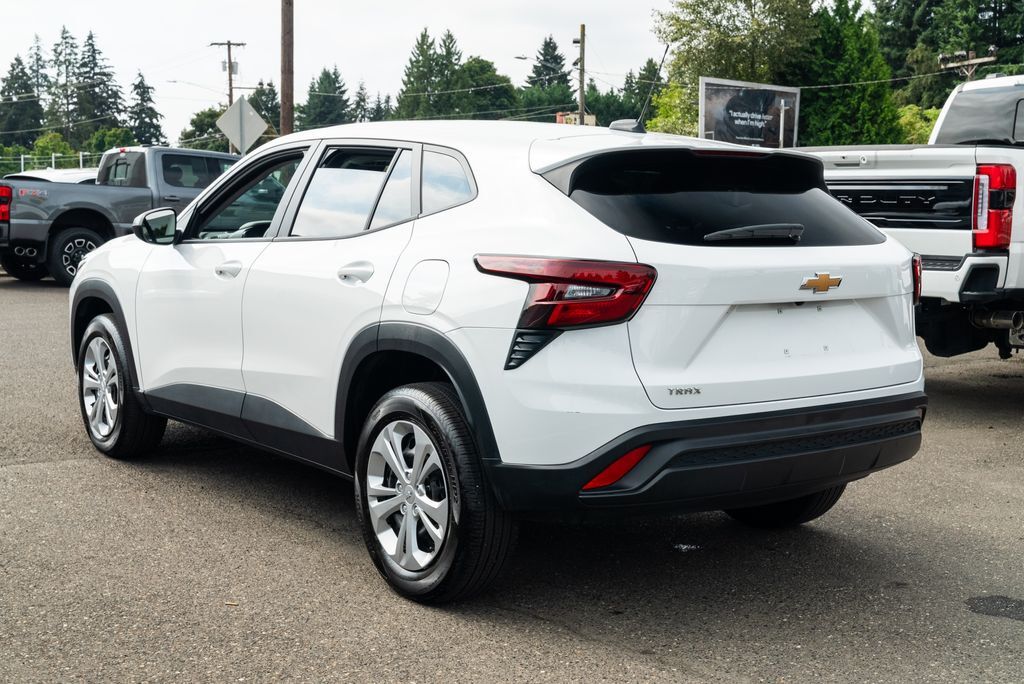 2024 Chevrolet Trax LS Milwaukie OR