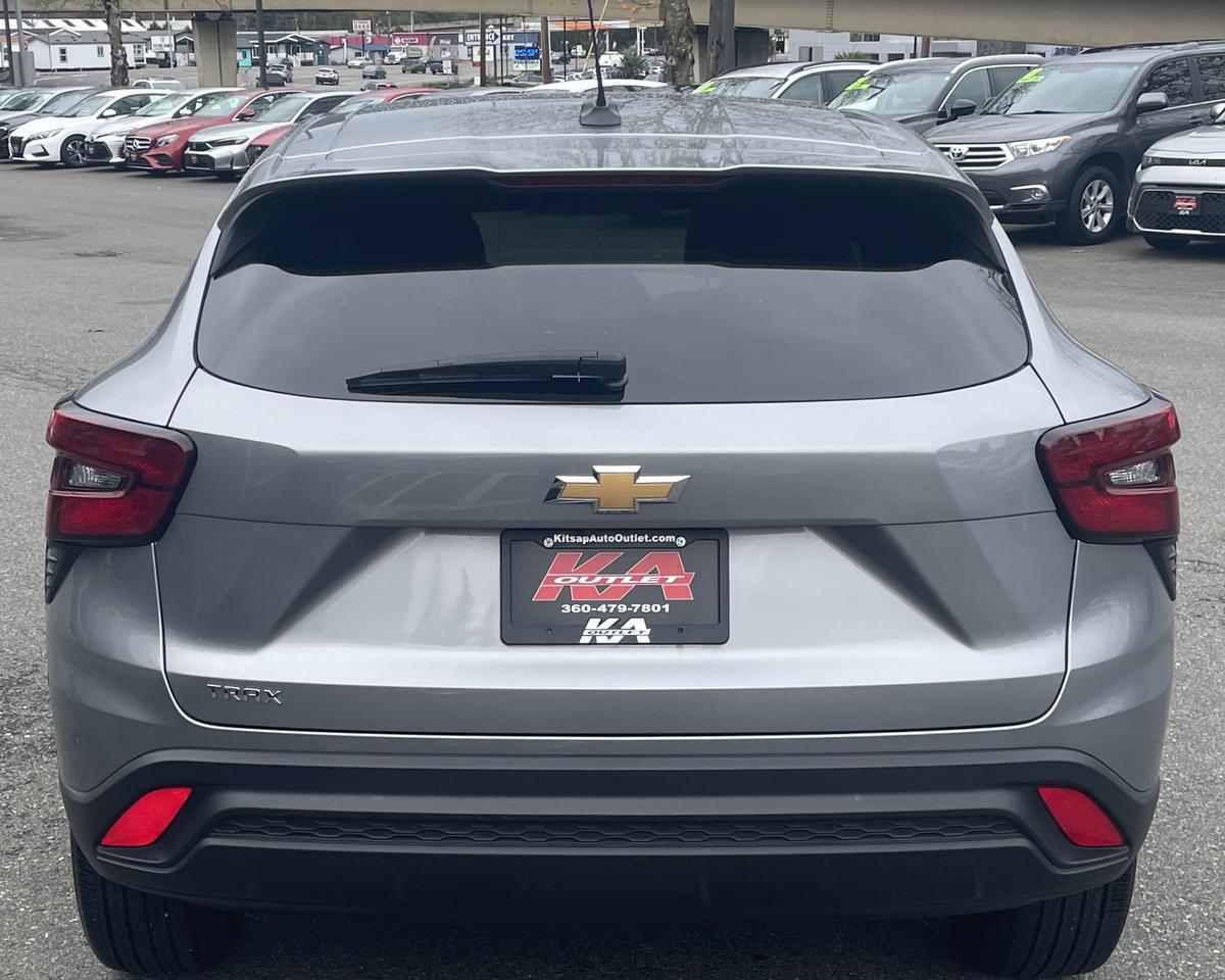 2024 Chevrolet Trax LS Sport Utility 4D Port Orchard WA