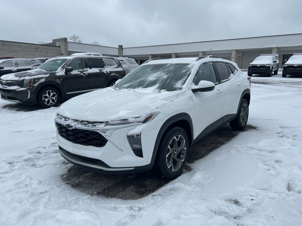 2024 Chevrolet Trax LT Akron