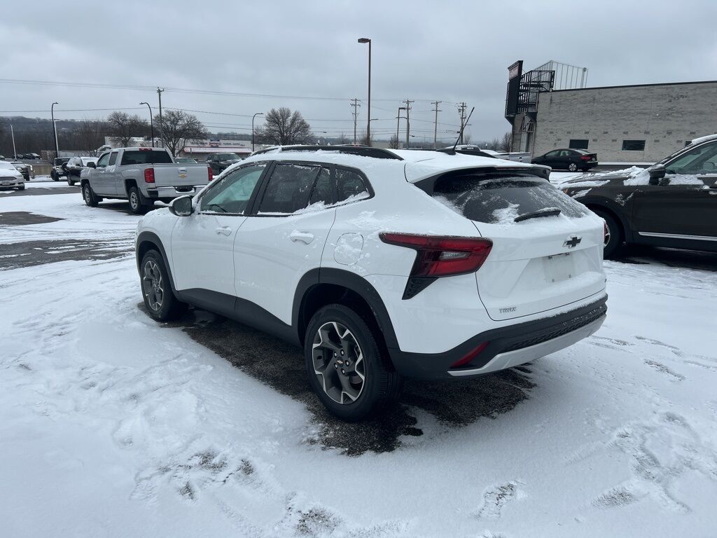 2024 Chevrolet Trax LT Akron