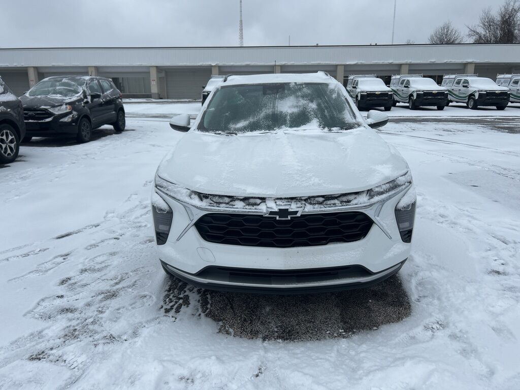 2024 Chevrolet Trax LT Akron