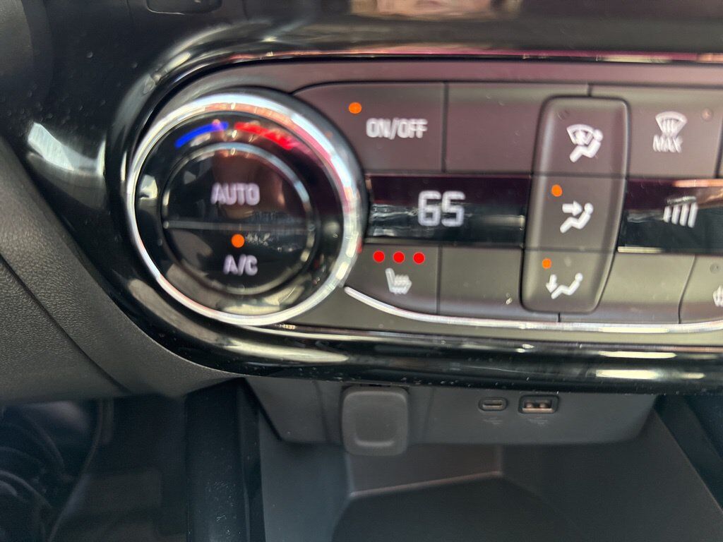 2024 Chevrolet Trax LT - Photo 27