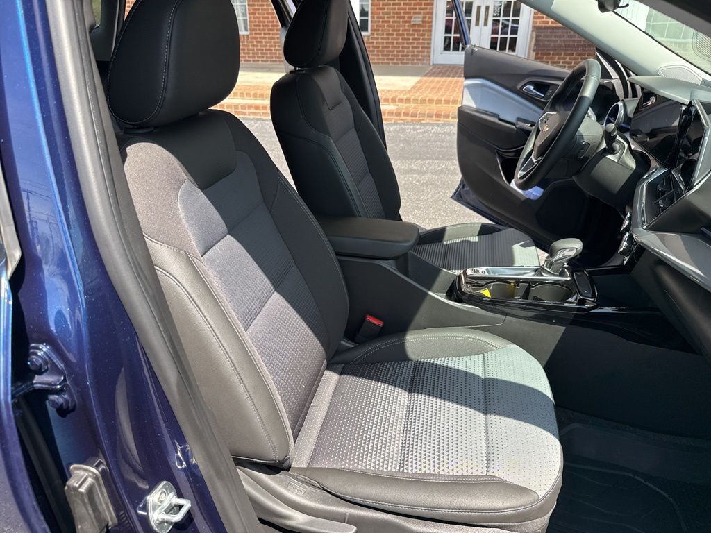 2024 Chevrolet Trax LT Mount Joy PA