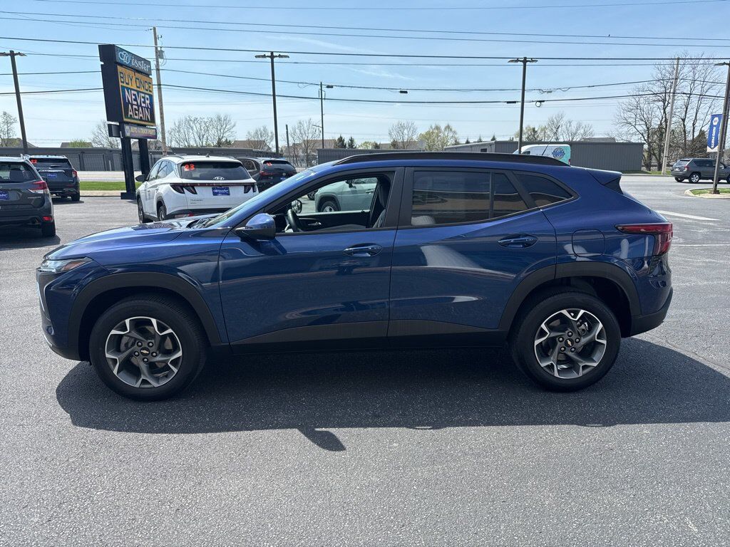 2024 Chevrolet Trax LT