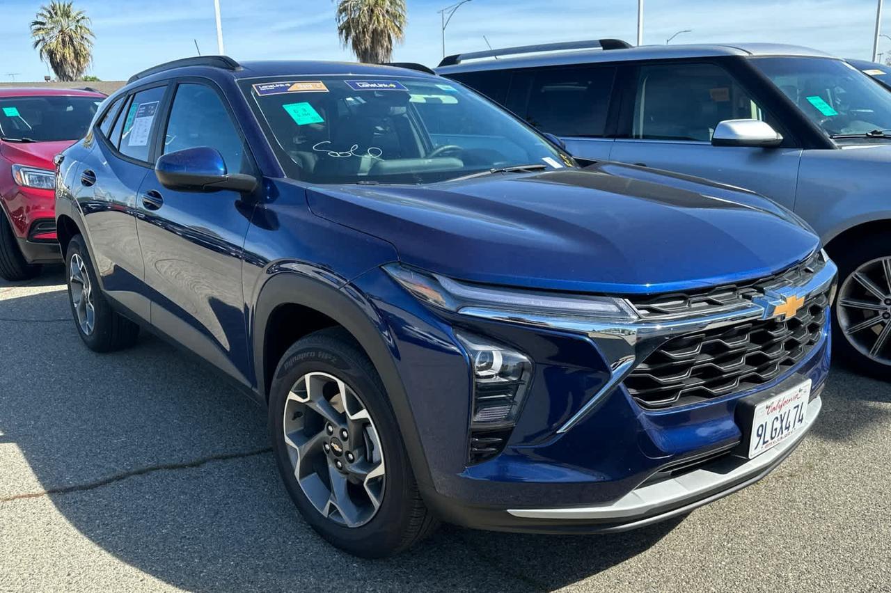 2024 Chevrolet Trax LT