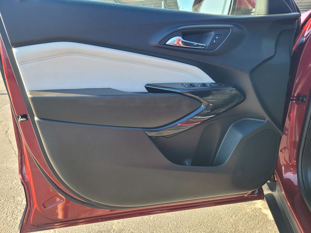 2024 Chevrolet Trax LT Roseville CA