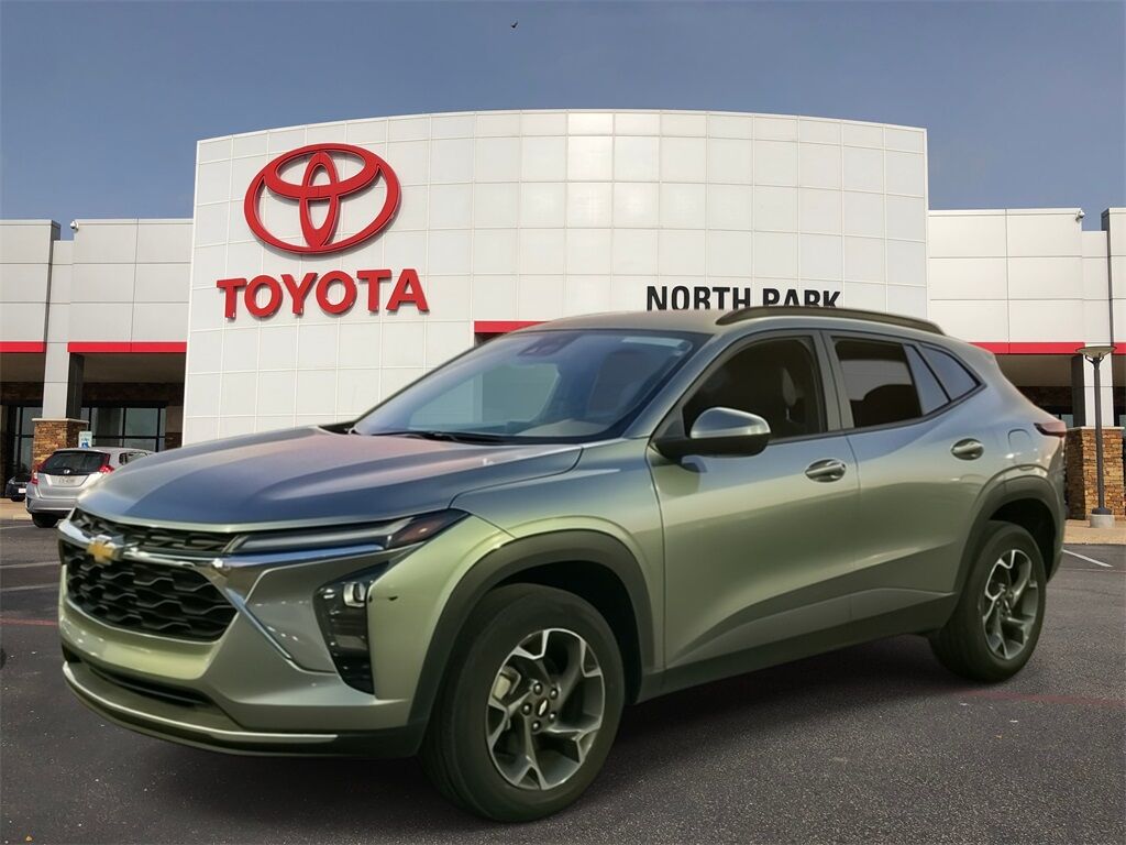 2024 Chevrolet Trax LT