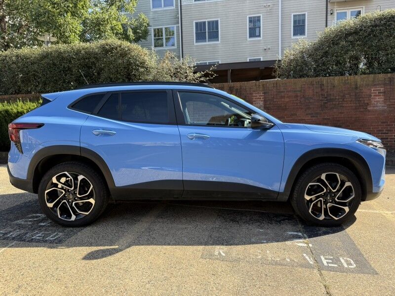 2024 Chevrolet Trax photo 5