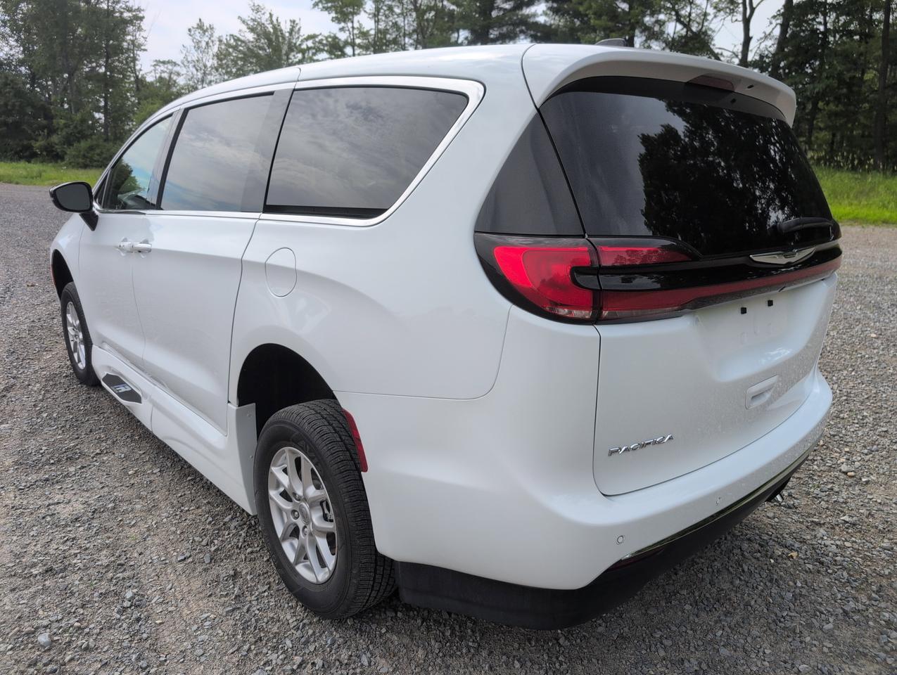 2024 Chrysler FR CONVERSIONS Touring Johnstown NY