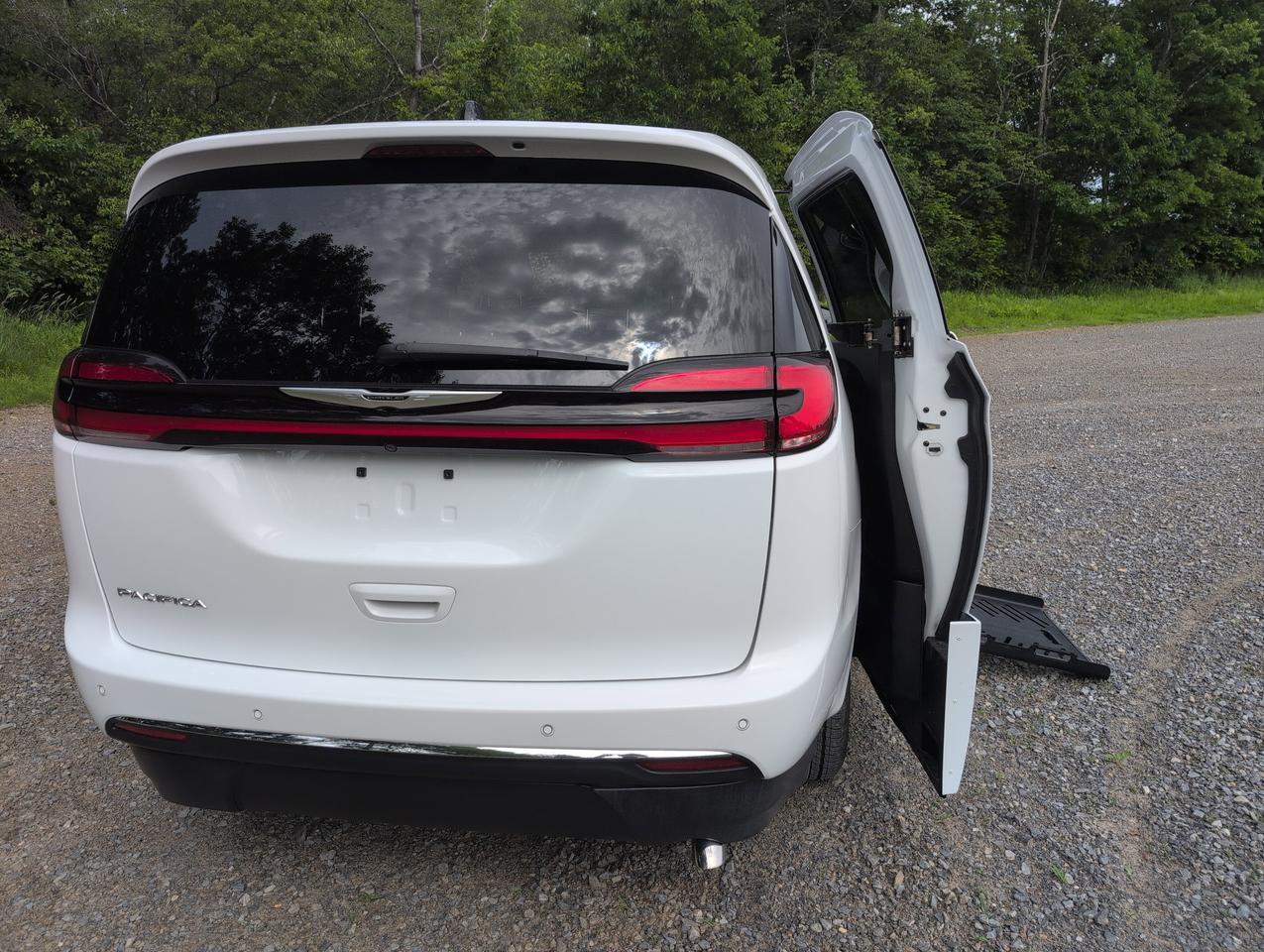 2024 Chrysler FR CONVERSIONS Touring Johnstown NY