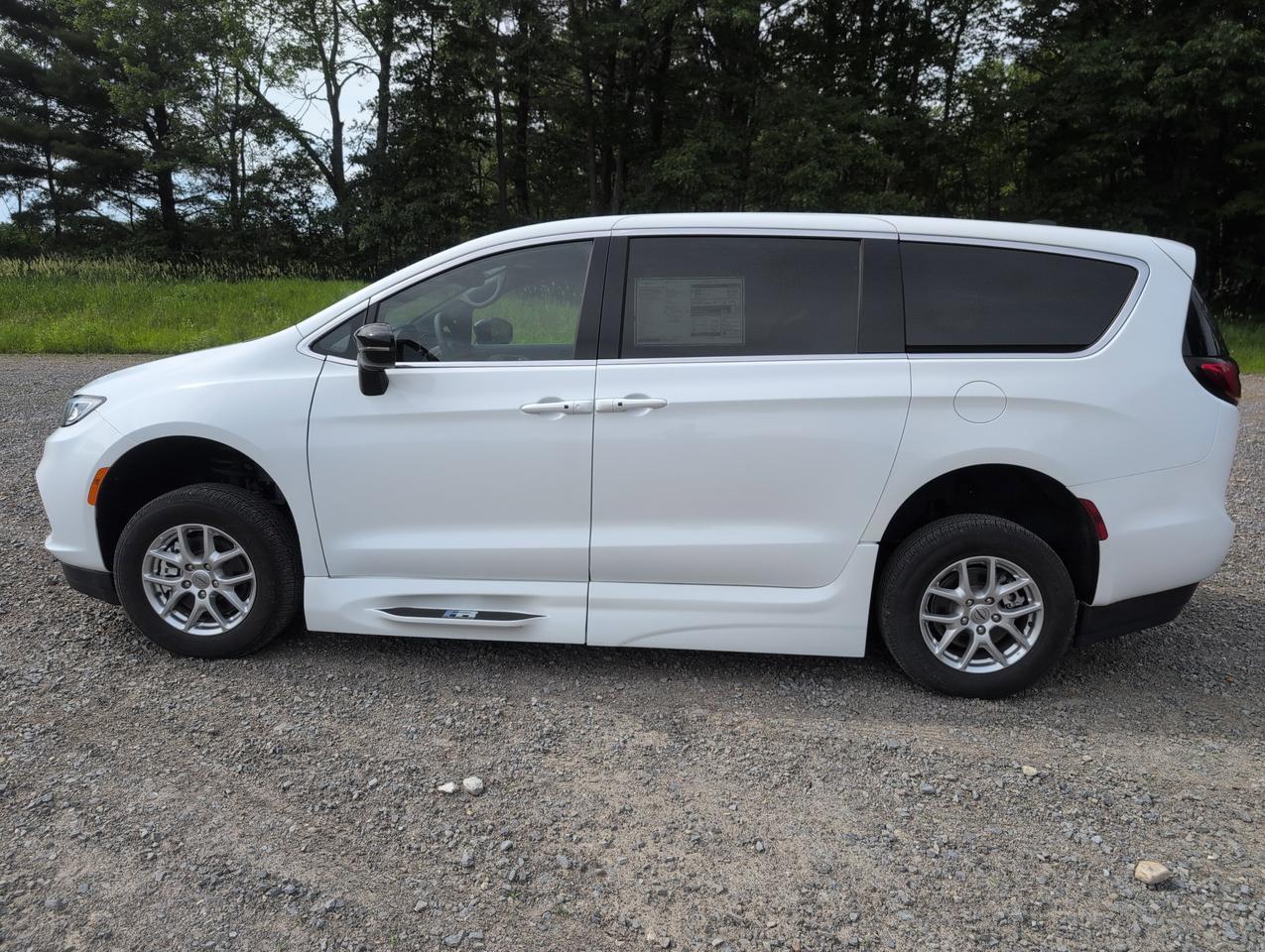 2024 Chrysler FR CONVERSIONS Touring Johnstown NY