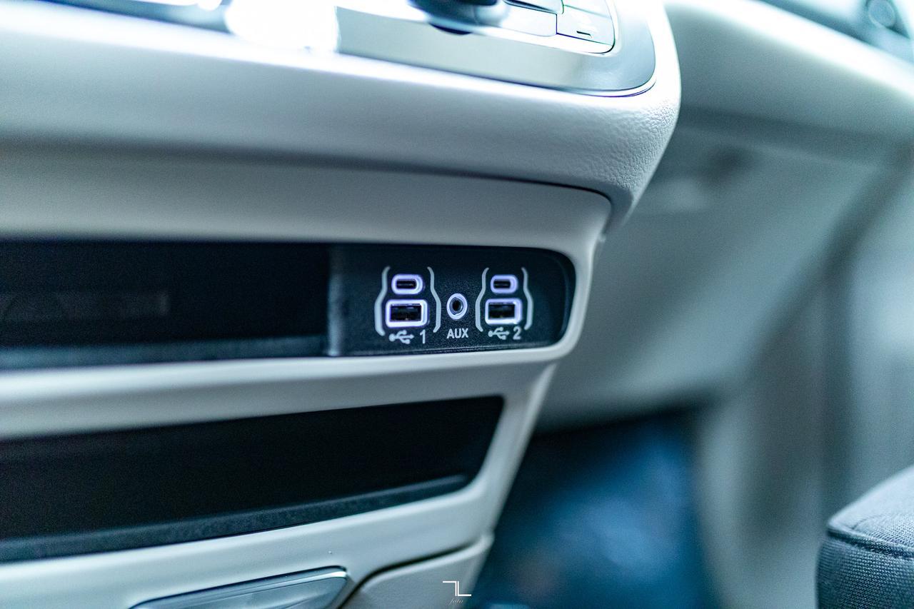 2024 Chrysler Grand Caravan SXT Nav BCam Red Deer AB