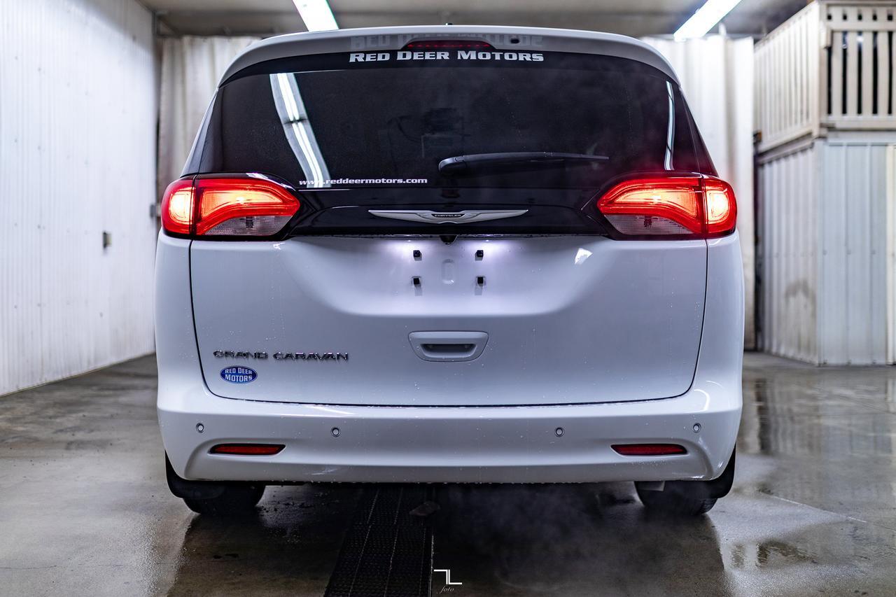 2024 Chrysler Grand Caravan SXT Nav BCam Red Deer AB