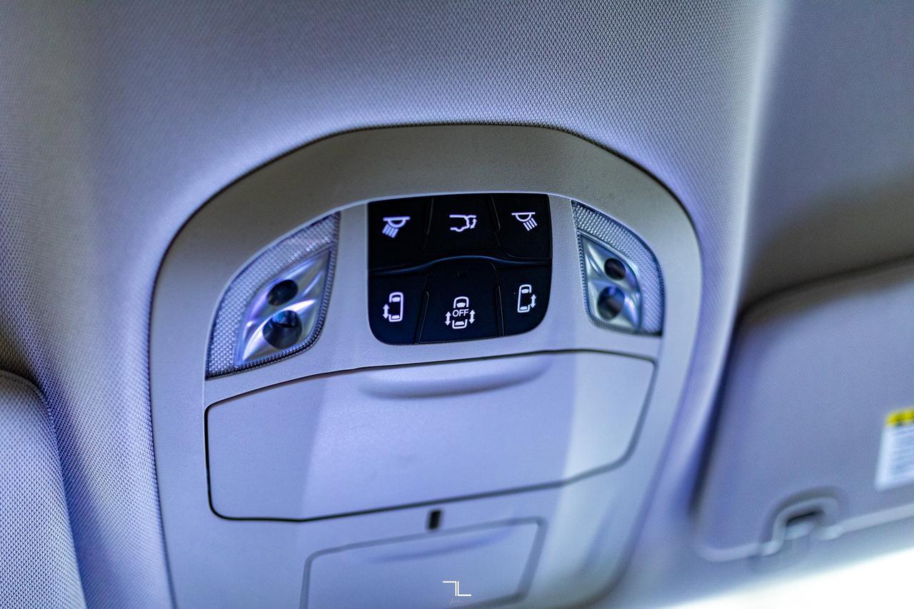 2024 Chrysler Grand Caravan SXT Nav BCam Red Deer AB