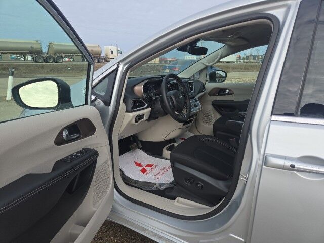 2024 Chrysler Grand Caravan SXT Whitecourt AB