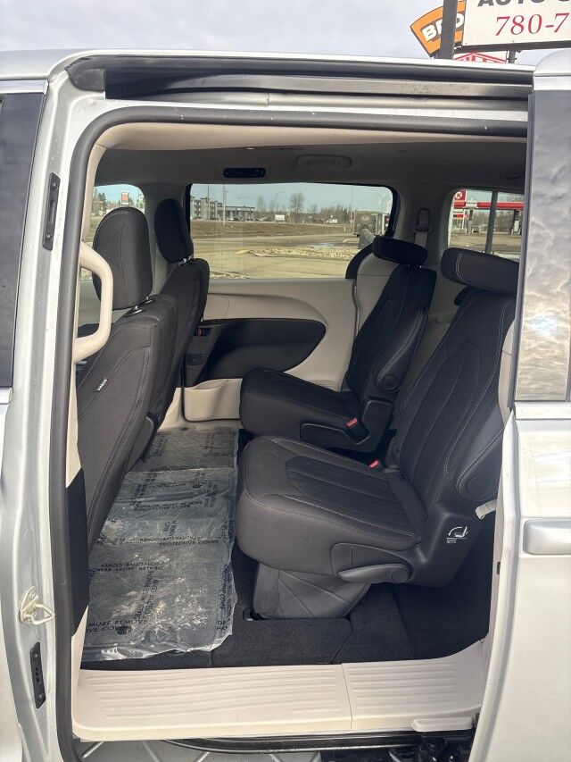 2024 Chrysler Grand Caravan SXT Whitecourt AB