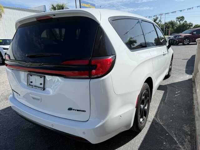 2024 Chrysler Pacifica Hybrid Hybrid S Appearance Punta Gorda FL