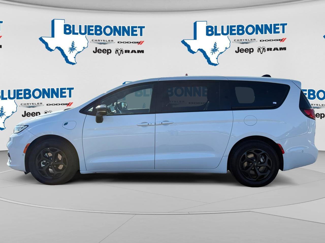 2024 Chrysler Pacifica Hybrid S Appearance Pkg New Braunfels TX