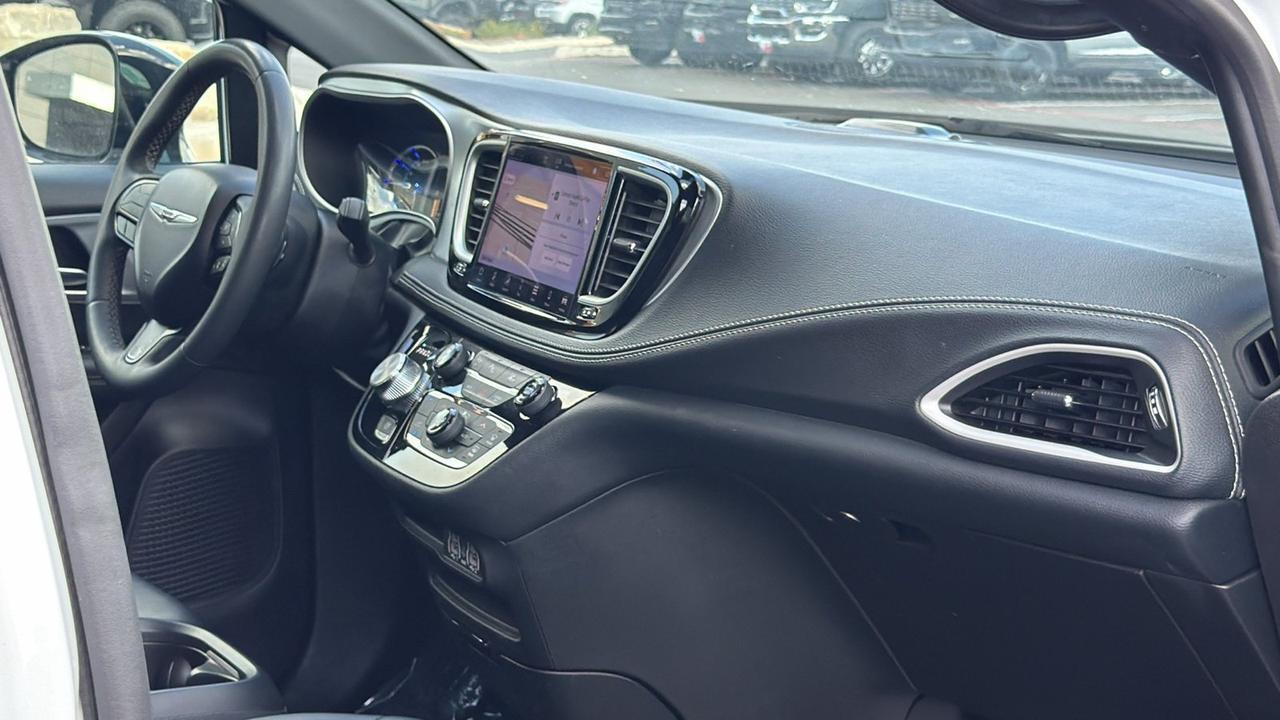 2024 Chrysler Pacifica Hybrid S Appearance Pkg New Braunfels TX