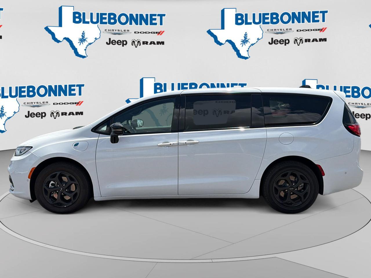 2024 Chrysler Pacifica Hybrid S Appearance Pkg New Braunfels TX
