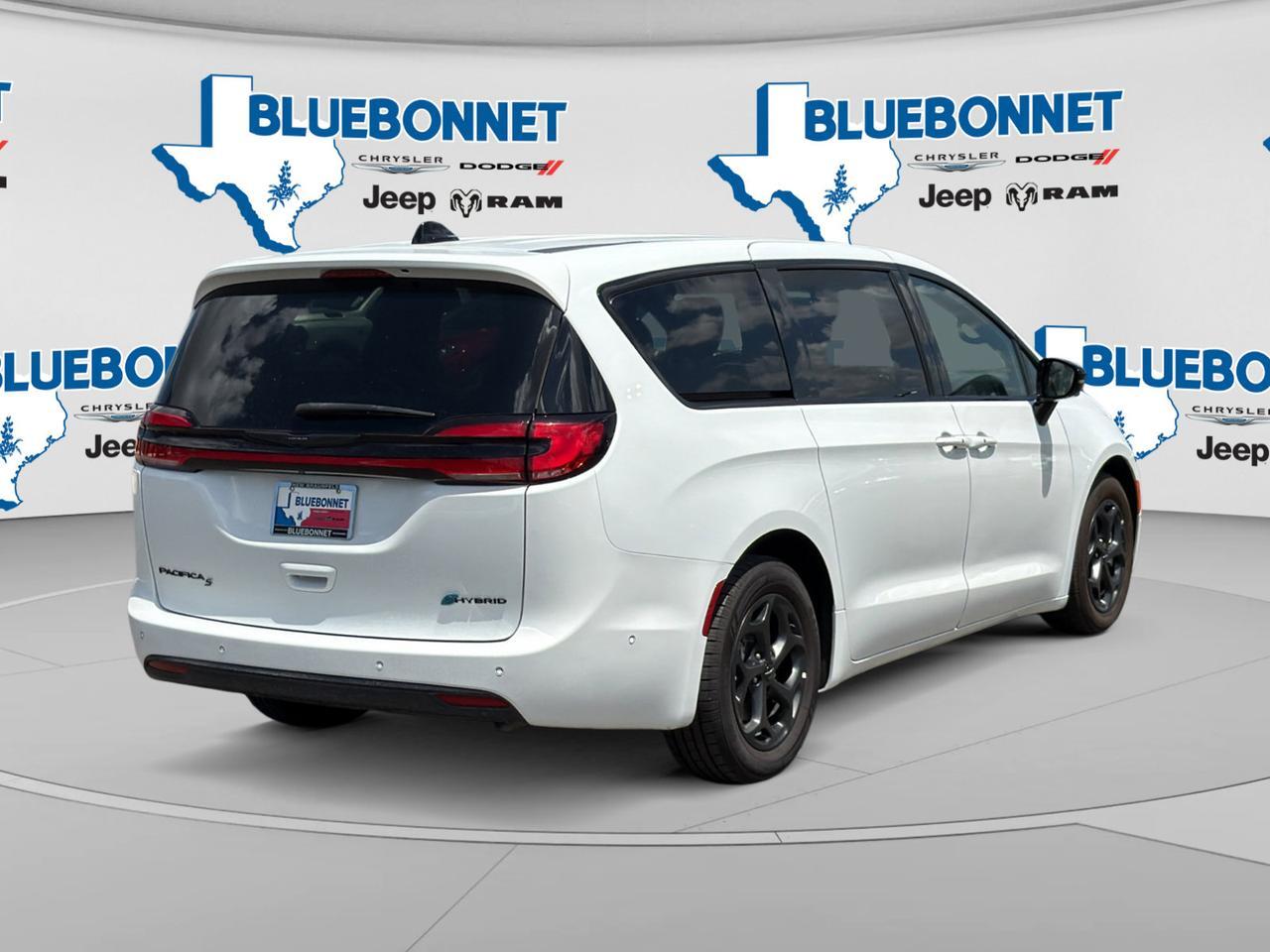2024 Chrysler Pacifica Hybrid S Appearance Pkg New Braunfels TX