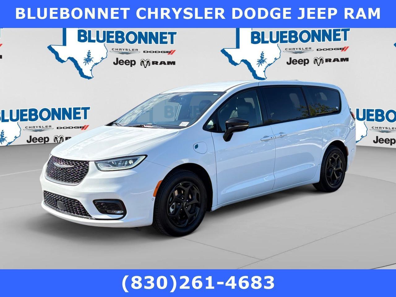 2024 Chrysler Pacifica Hybrid S Appearance Pkg
