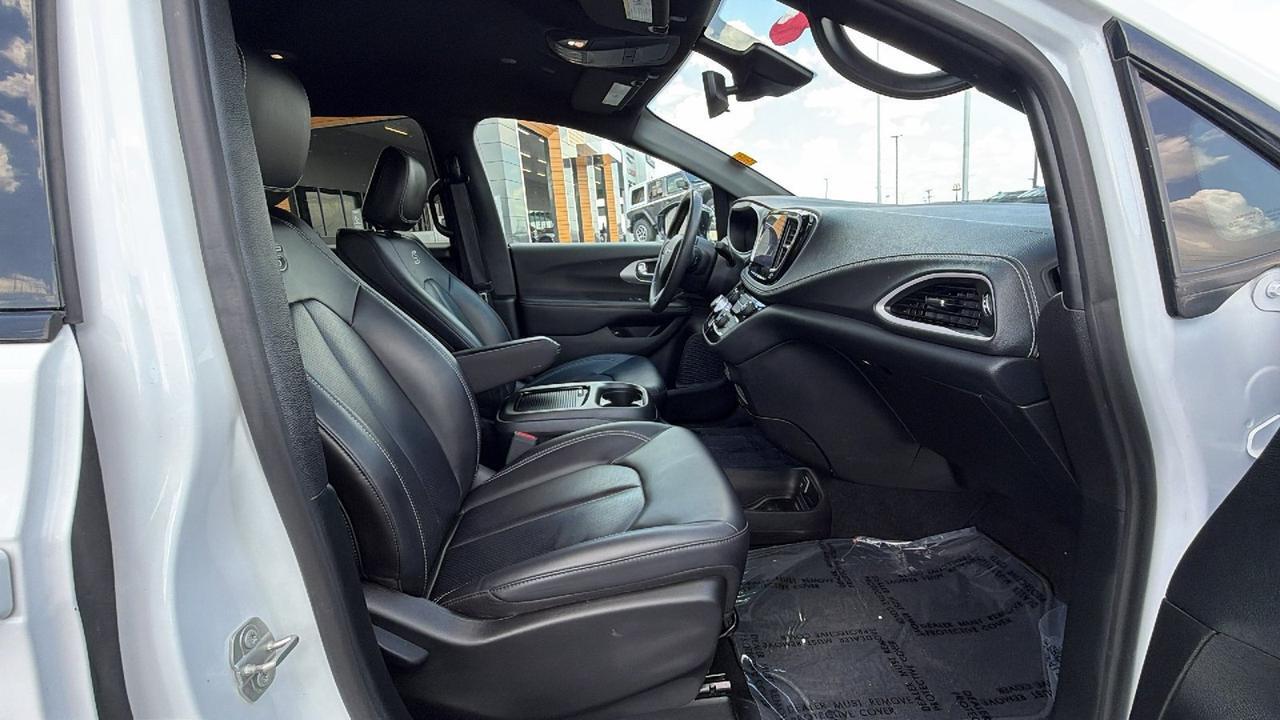2024 Chrysler Pacifica Hybrid S Appearance Pkg New Braunfels TX
