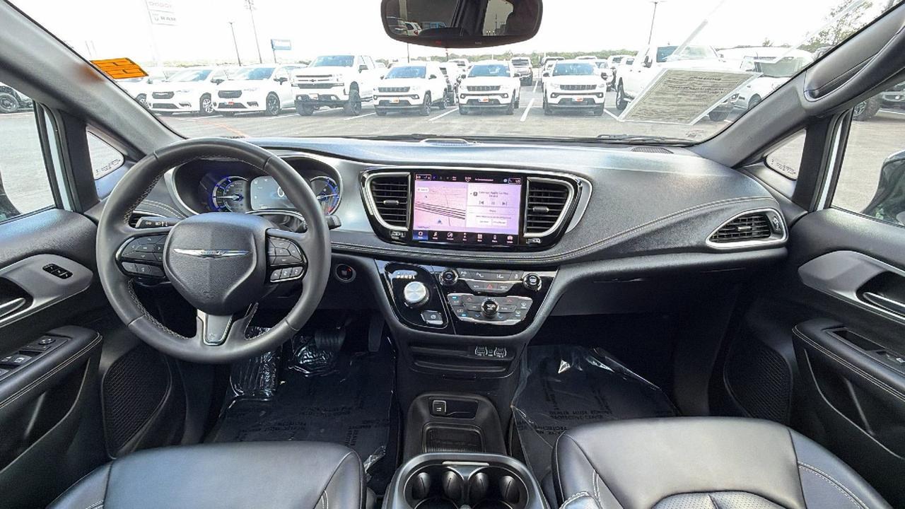 2024 Chrysler Pacifica Hybrid S Appearance Pkg New Braunfels TX