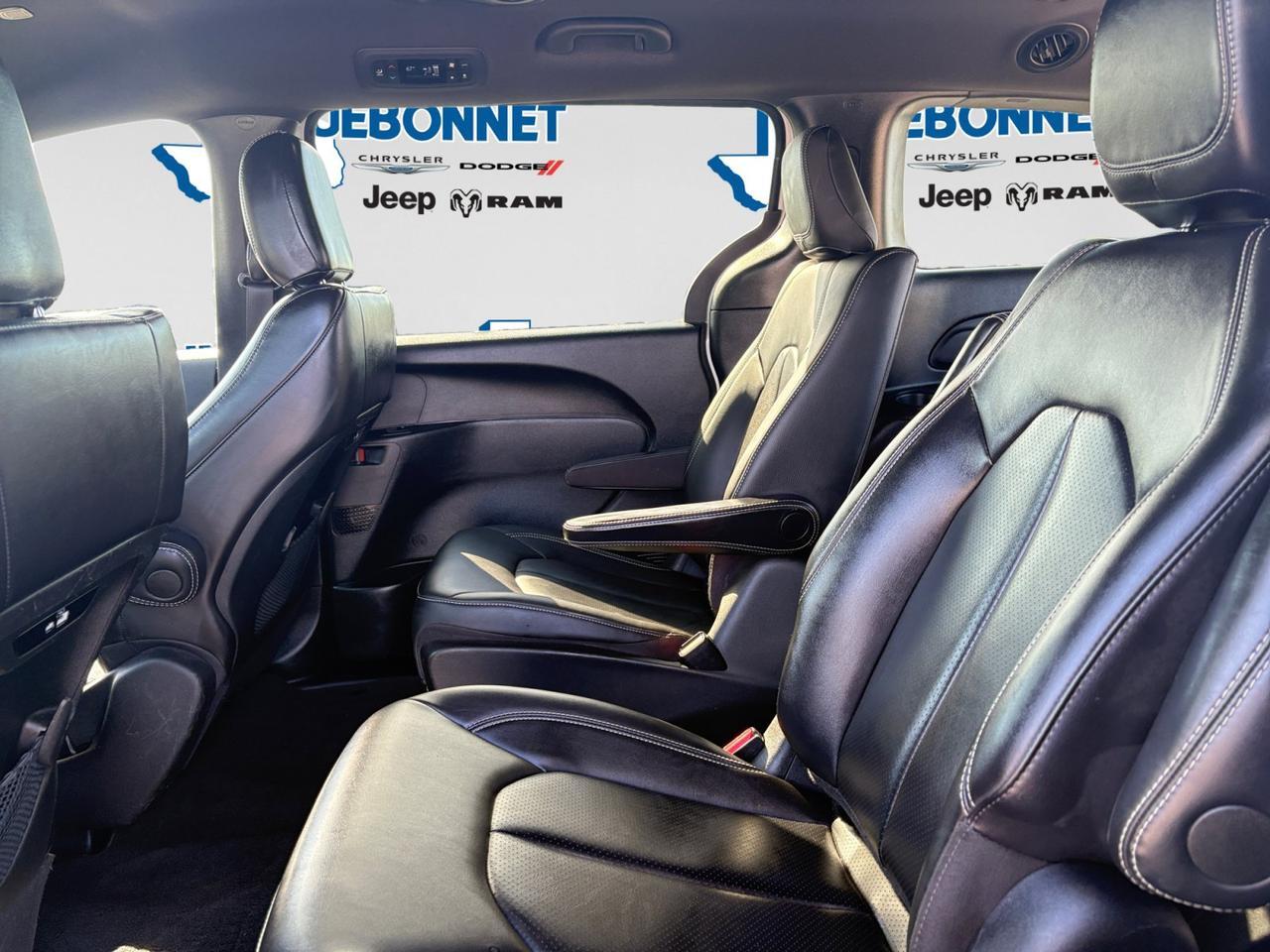 2024 Chrysler Pacifica Hybrid S Appearance Pkg New Braunfels TX