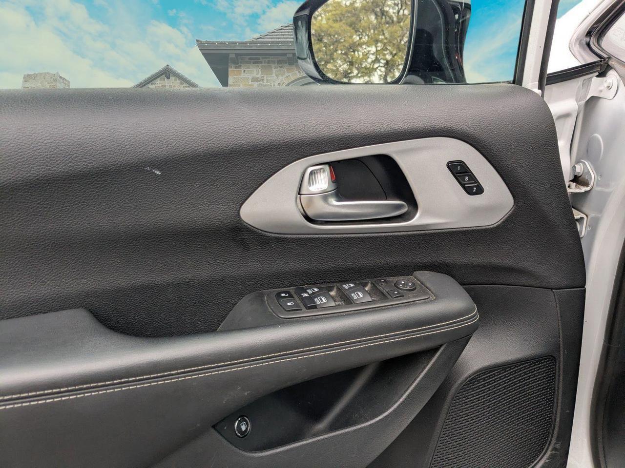 2024 Chrysler Pacifica Hybrid S Appearance Pkg San Antonio TX