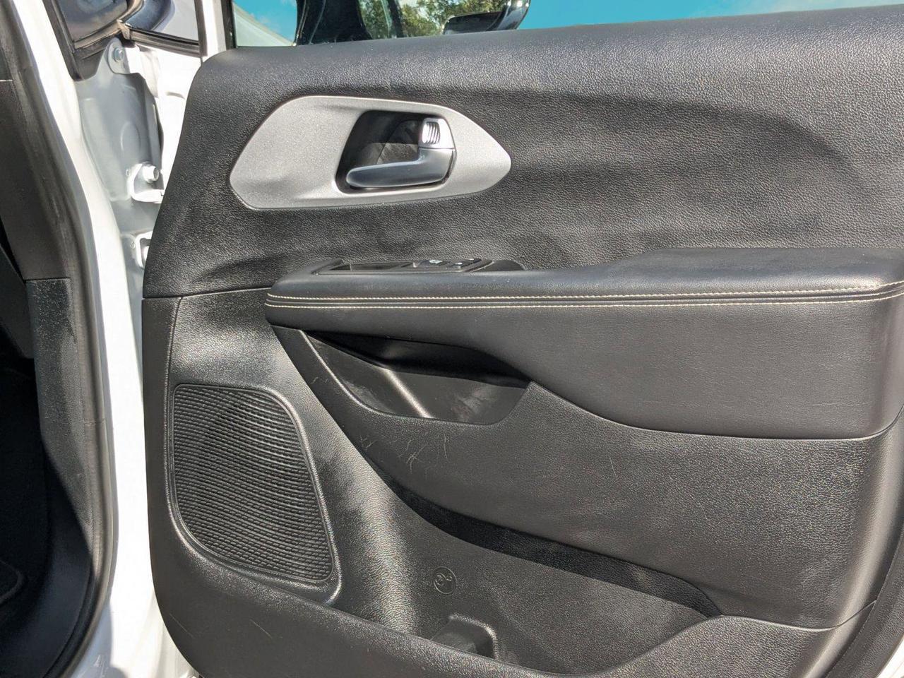 2024 Chrysler Pacifica Hybrid S Appearance Pkg San Antonio TX