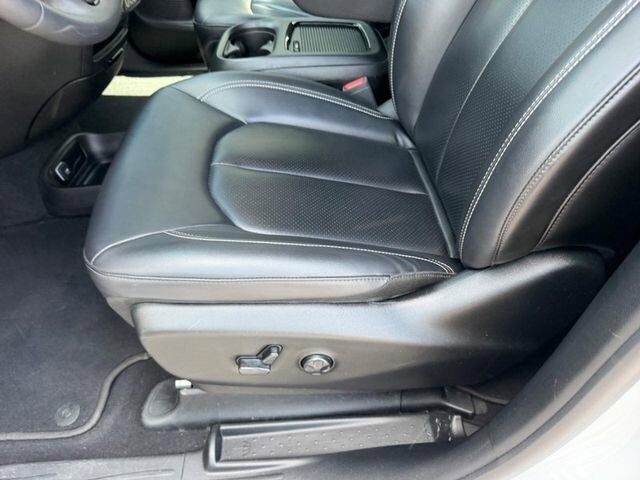 2024 Chrysler Pacifica Hybrid S Appearance Pkg Farmington MO