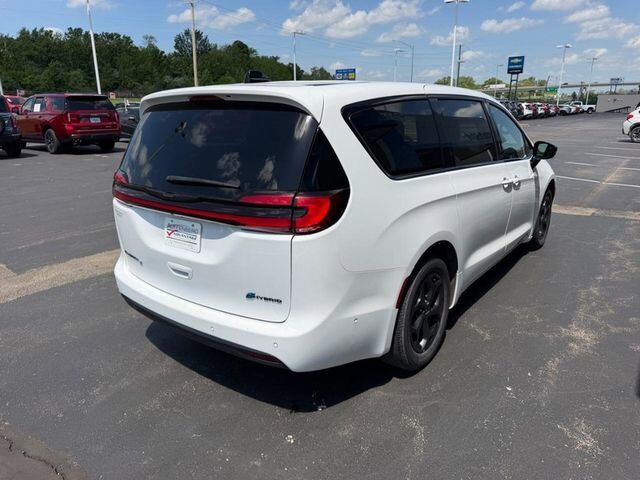 2024 Chrysler Pacifica Hybrid S Appearance Pkg Farmington MO