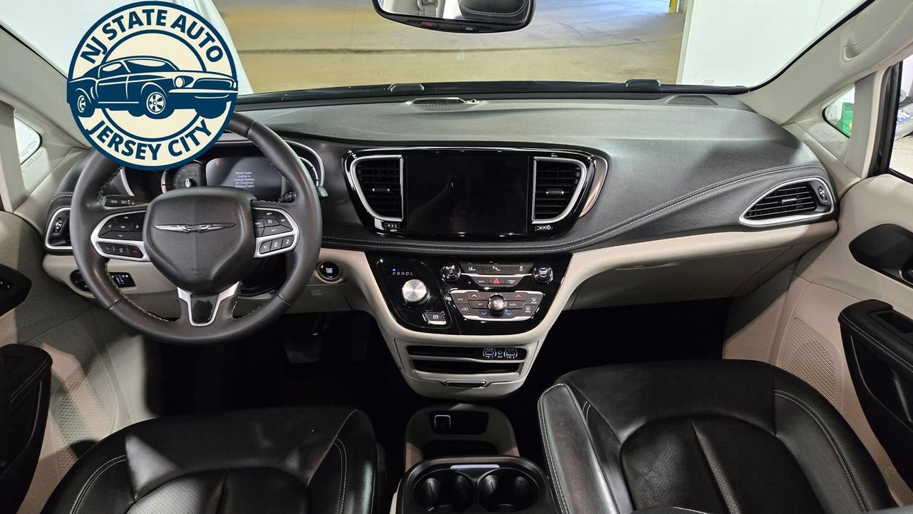 2024 Chrysler Pacifica Hybrid Select Jersey City NJ