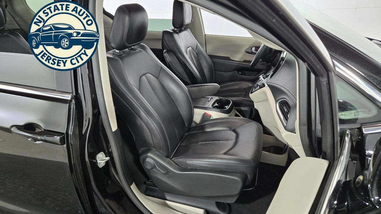 2024 Chrysler Pacifica Hybrid Select Jersey City NJ