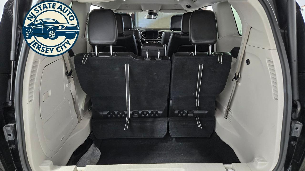 2024 Chrysler Pacifica Hybrid Select Jersey City NJ