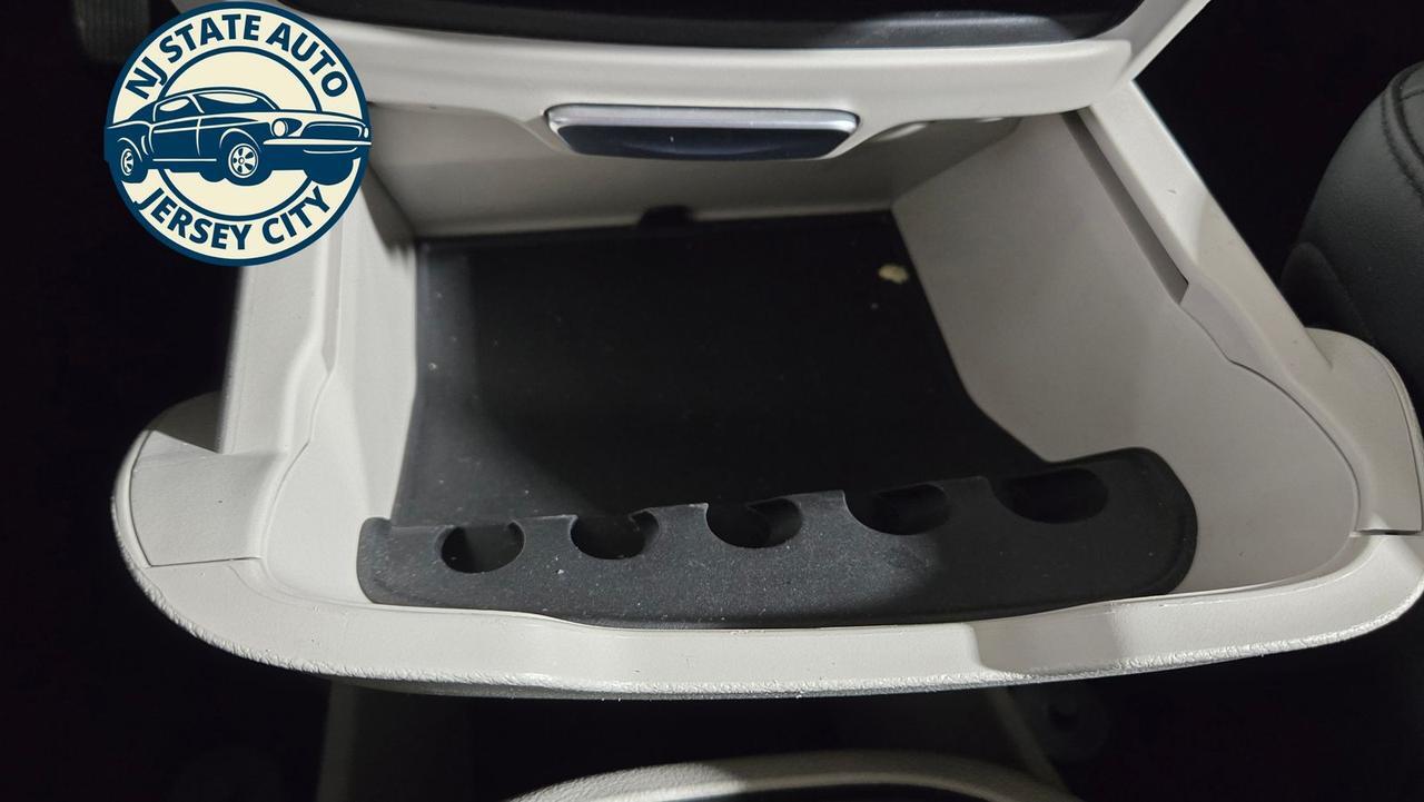 2024 Chrysler Pacifica Hybrid Select Jersey City NJ